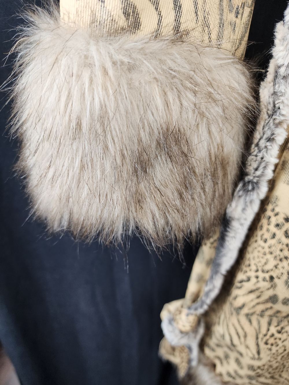 George Simonton Women's Tan Animal-Print Fur Trim Coat Size M - Picture 4 of 14
